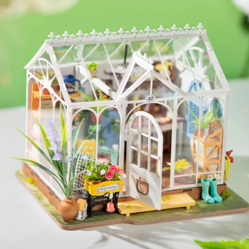 Robotime Rolife Dreamy Garden House DIY Miniature House Kit