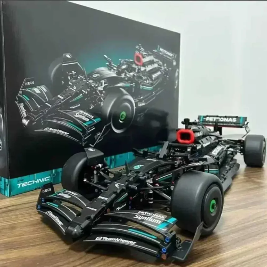 Technical F1 1:8 1642PCS W14 E Performance Building Blocks Super Race Car Assembly Model Vehicle Toys Bricks for Boy Gifts