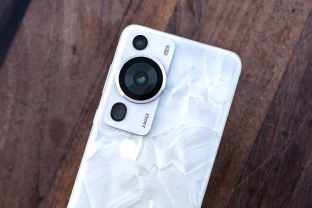 „Huawei“ sulaukė kamerų ekspertų įvertinimo: naujasis bendrovės flagmanas tapo mobilios fotografijos karaliumi