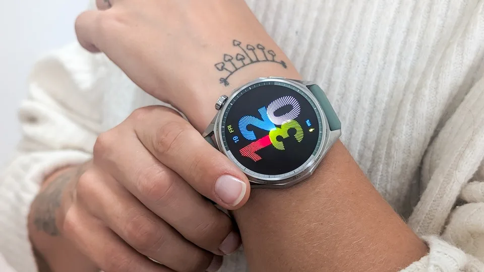 „Huawei Watch GT 6“ išmanusis laikrodis nustebins ne tik dizainu, bet ir nuostabiu baterijos veikimo laiku