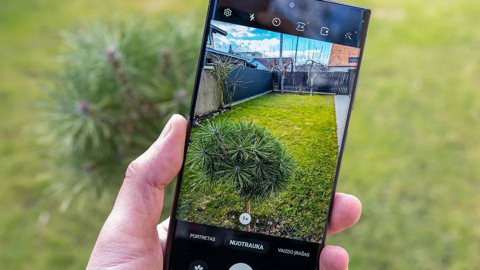 „Samsung“ flagmanų turėtojai privalo reaguoti nedelsiant: pasirodė atnaujinimas, kurį privalu įsigyti kiekvienam įrenginio savininkui