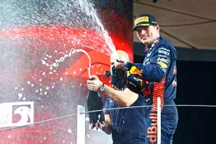 Laukia netikėtas susivienijimas? M.Verstappenas prakalbo apie galimybę lenktyniauti kartu su kitu F1 čempionu