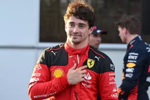 Ch.Leclercas įvertino sudėtingą „Ferrari“ sezoną: lenktynininkas neslėpė nusivylimo ir įvardijo 2024 metų tikslus