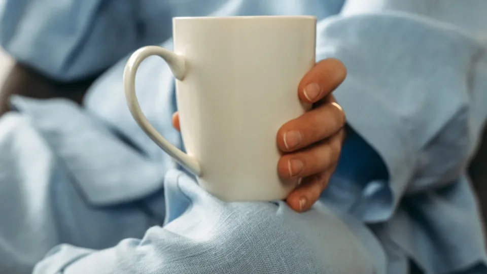 Šiltas pienas prieš miegą: specialistai įvardijo, ar tai stebuklingas eliksyras ar tiesiog ritualas