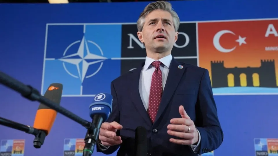Kremlius siunčia žinutę: naikintuvai virš Baltijos jūros, tanklaiviai be kontrolės, ar laikas NATO reakcijai?