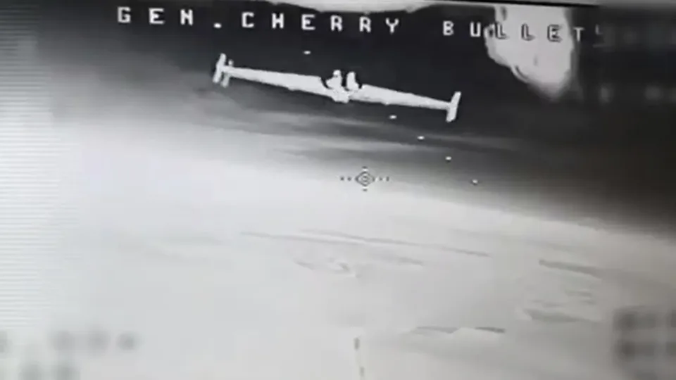 Ukrainos perėmimo revoliucija: „Bullet“ dronas naikina „Shahed“ orlaivius realiu laiku