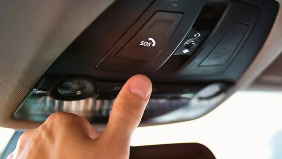 Milijonai automobilių gali likti be jokios pagalbos po avarijos, štai kas keičiasi jau nuo kitų metų