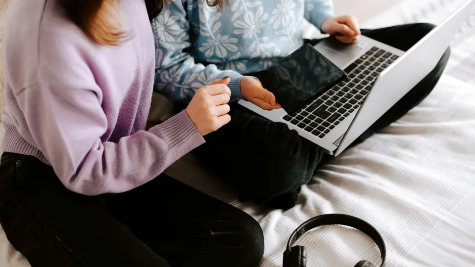 Vaikams reikia ribų: technologijų vadovai saugo savo vaikus nuo to, ką patys kuria