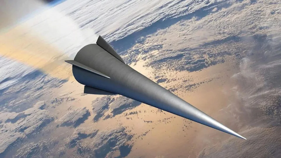 JAV sukurtas „Dark Eagle“ meta iššūkį Kremliui: ginklas, nuo kurio neapsaugos jokie skydai: