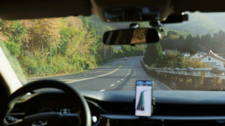 Automobiliai mąstantys kaip žmonės? Kinų mokslininkai artėja link proveržio, kuris pakeis viską