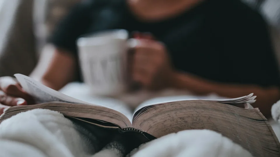 Jau dabar pavargote nuo švenčių triukšmo? 5 būdai, kaip išgyventi Kalėdas be perdegimo