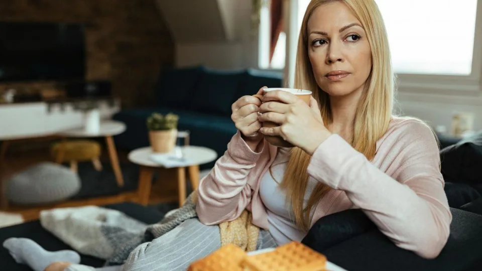 Kodėl kartais privalome pabūti vieni? Mokslininkai perspėja apie stulbinančią vienatvės naudą