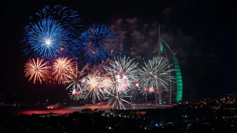 Neįtikėtina šventinė prabanga: papasakojo, kaip atrodo Naujieji metai įspūdingajame Dubajuje