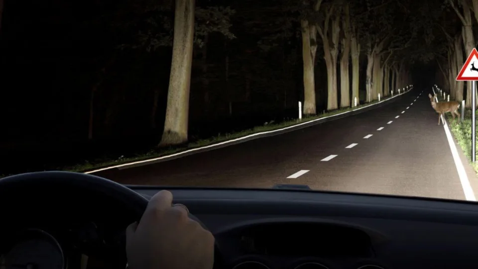 Geriausias automobilio žibintų pasirinkimas: kas geriau - halogeniniai, ksenoniniai ar LED?