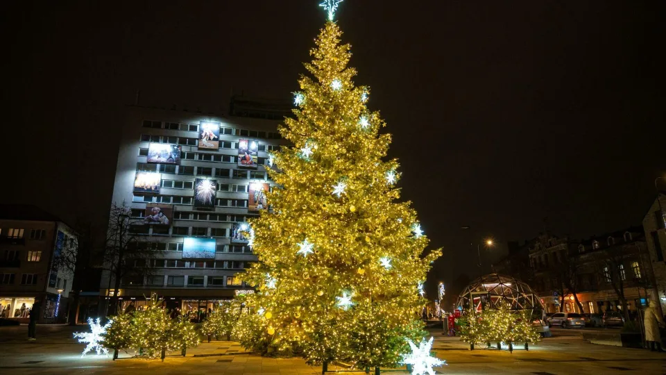 Kalėdinis Panevėžys: maršrutas, kuriame žiba ne tik lemputės, bet ir viso miesto istorija