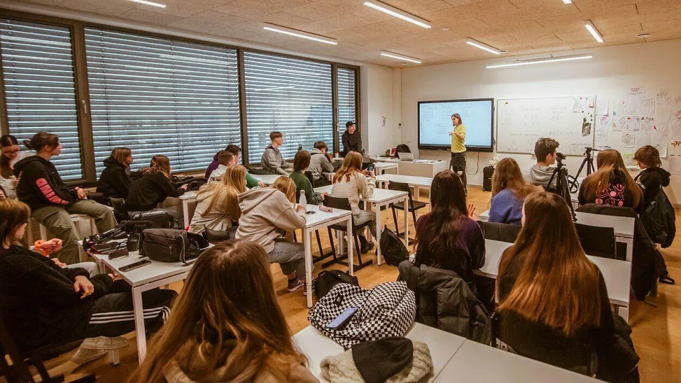 Ar užteks tik vadovėlių ir ar Lietuva pasiruošusi priimti DI ne kaip grėsmę, o kaip galimybę?