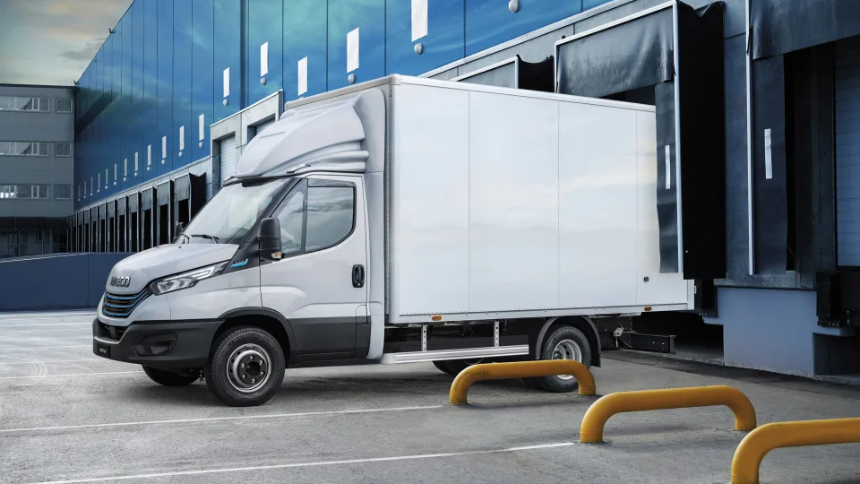 Tai pakeis prekių pristatymus visiems laikams, šis tylus sunkvežimis stebina galimybėmis