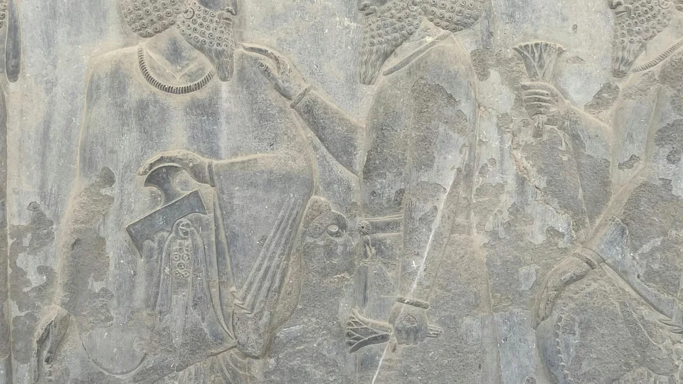 Mokslininkai aptiko 1100 metų senumo elito karių kapus: ginklų puošyba pribloškė net visko mačiusius