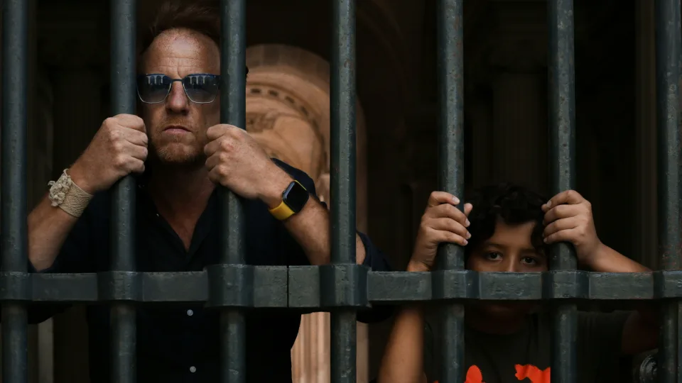 Prokuratūra paviešino seksualinio nusikaltėlio pavardę, raginamos atsiliepti galimos aukos