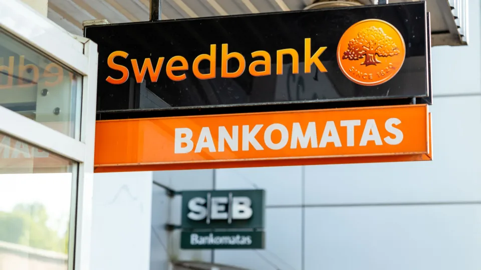 Bankomatai gali pridaryti daugybę problemų: liksite ir be pinigų, ir be savo banko kortelės