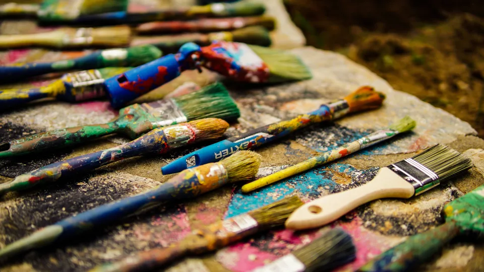 Vaikų piešiniai – ne tik meno kūriniai: istorikas kviečia juos vertinti kaip istorinius dokumentus