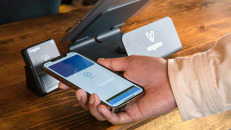 Atsisveikinimas su bankų kortelėmis: šie įrenginiai netrukus gali perimti mūsų pinigų kontrolę