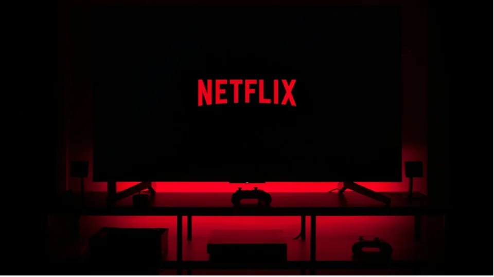 Garsus aktorius atskleidžia netikėtas dalykus: algoritmai keičia kino scenarijus, kad neatitrauktume akių