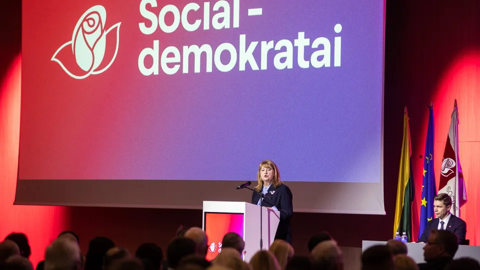Socialdemokratų gretose verda diskusijos: premjerė nemato grėsmės partijos stabilumui