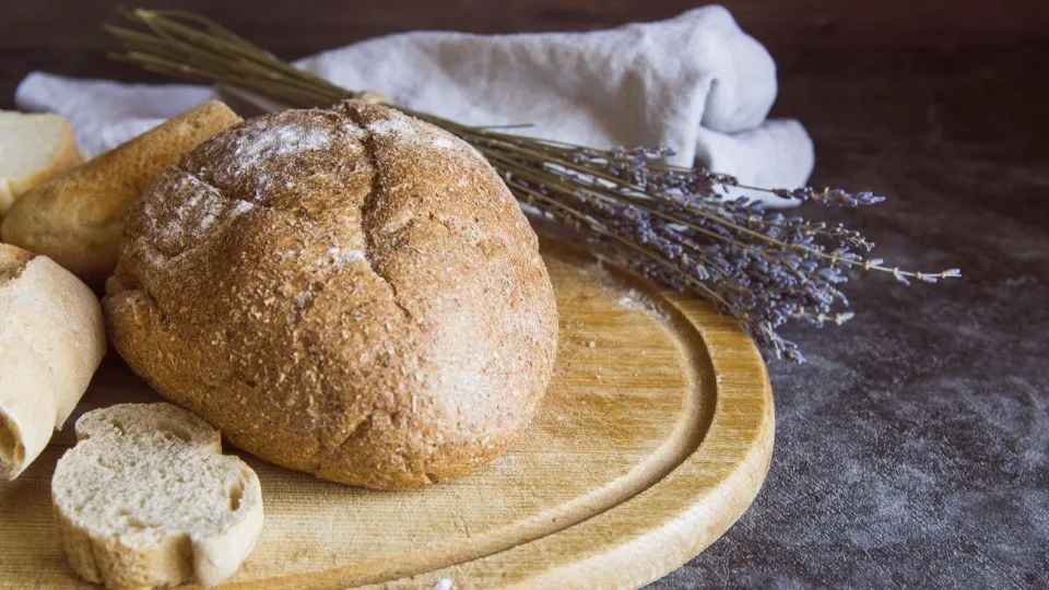 Mitybos specialistai atskleidė šokiruojančią tiesą: įvardijo, kuris duonos tipas iš tiesų sveikiausias
