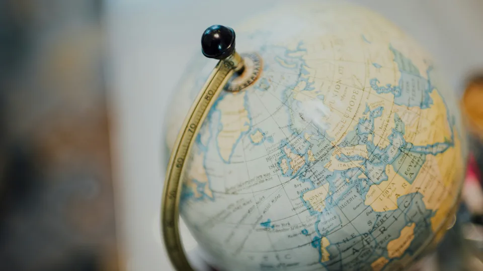 Internetas leipsta juokais: Čekijos premjeras išleido 700 dolerių, kad rastų Grenlandiją