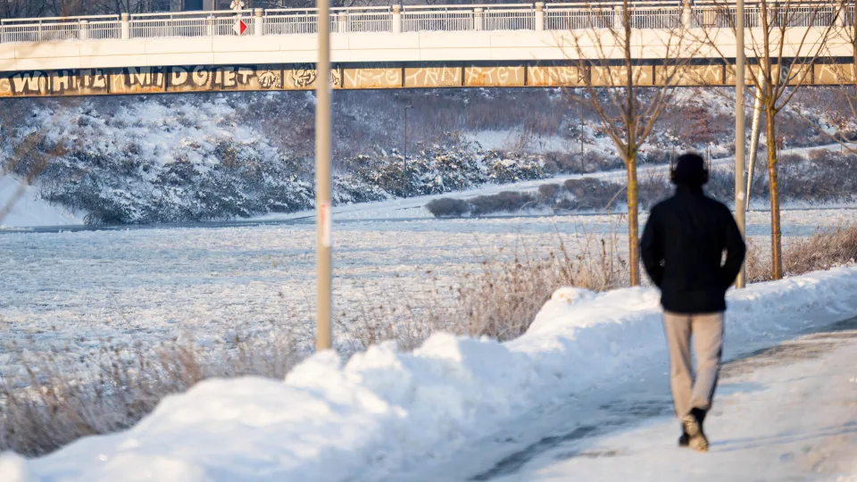 Sinoptikai turi gerų naujienų: pasakė, kada pagaliau baigsis šalį sukaustę šalčiai