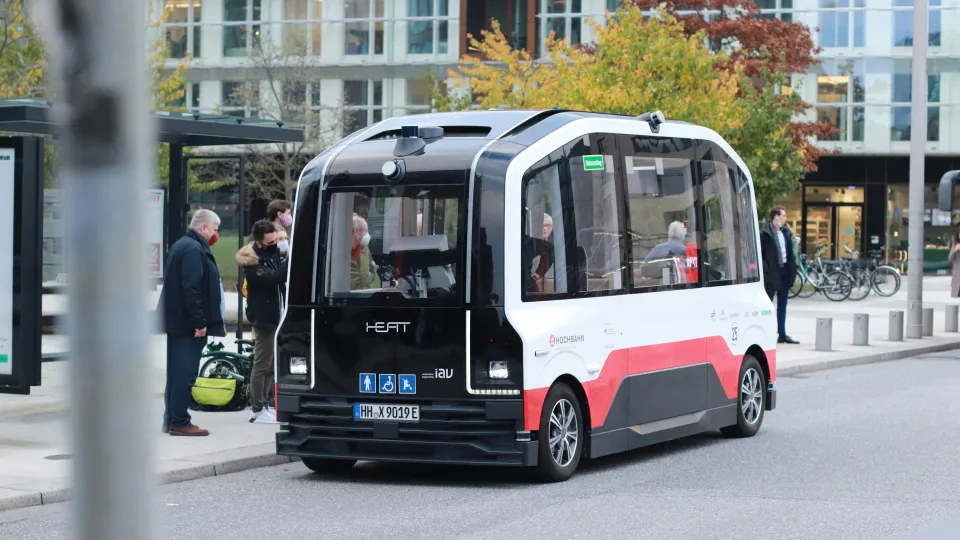 Du pramonės gigantai susivienijo ir kurs elektrinius autobusus, kokių dar nebuvo