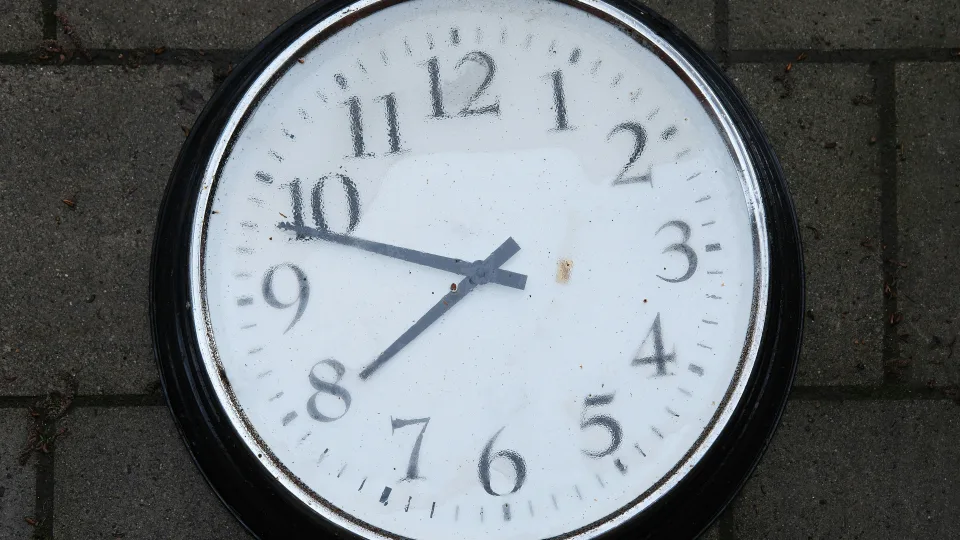 Pasaulis ant pražūties slenksčio: mokslininkai stumia Pasaulio pabaigos laikrodį pirmyn