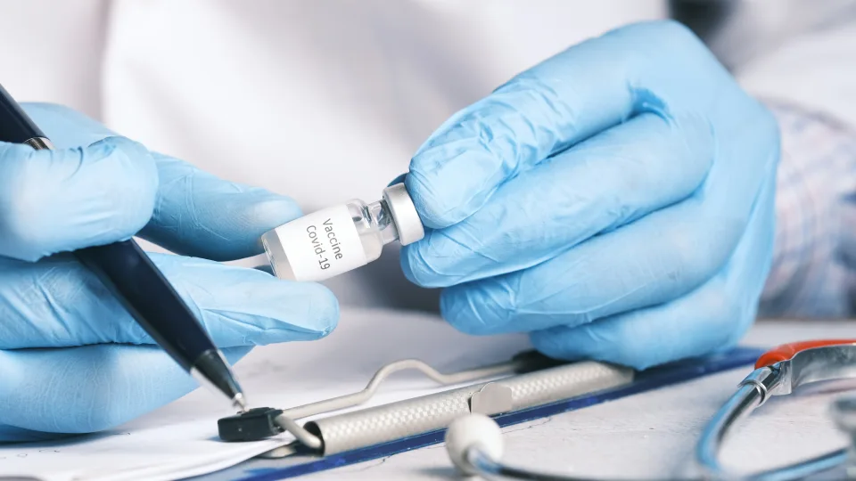 Lietuva atsiduria pasaulio dėmesio centre: čia prasidės kova su virusu, kuris nusineša tūkstančius gyvybių