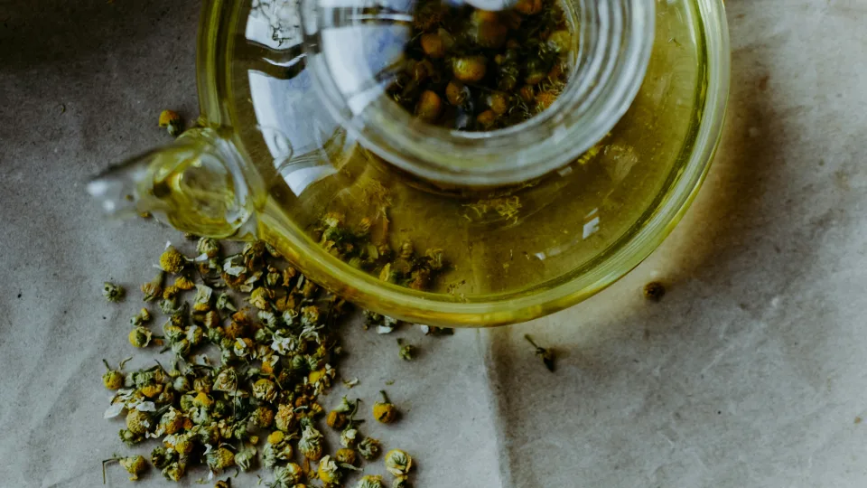 Lietuvių mėgstama arbata, kuri ramina nervus, gerina virškinimą ir net reguliuoja cukrų