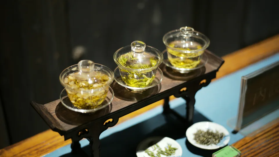 Vienas prieskonių derinys stiprina širdį ir imunitetą: šią žaliąją arbatą verta gerti kasdien