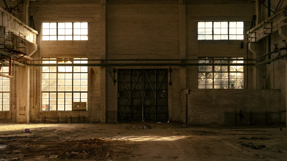 Europos automobilių pramonėje prasidėjo masiniai atleidimai: ar krizė pasieks ir Lietuvą?