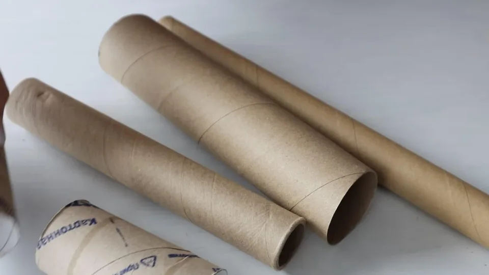 Neišmeskite kartoninių tūbelių: trys gudrūs panaudojimo būdai, kurie palengvina buitį ir sutaupo pinigų