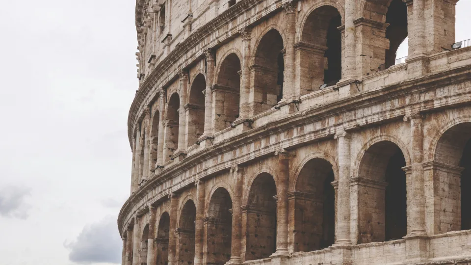 Senovės romėnai gydėsi išmatomis? 1900 metų senumo radinys pribloškė mokslininkus