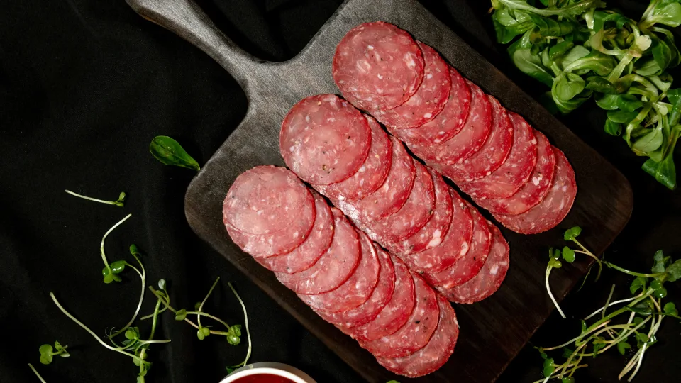 Sunku patikėti, bet 90 proc. mėsos sudėtyje tampa beveik prabanga įprastoje parduotuvėje