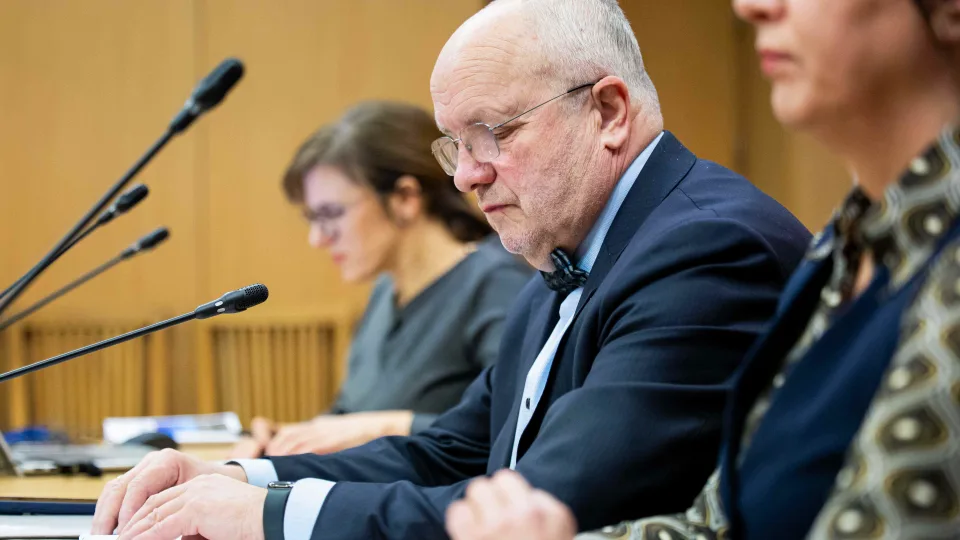 Olekas įvertino konservatorių pasitraukimą iš darbo grupės dėl LRT: normalus opozicijos žingsnis