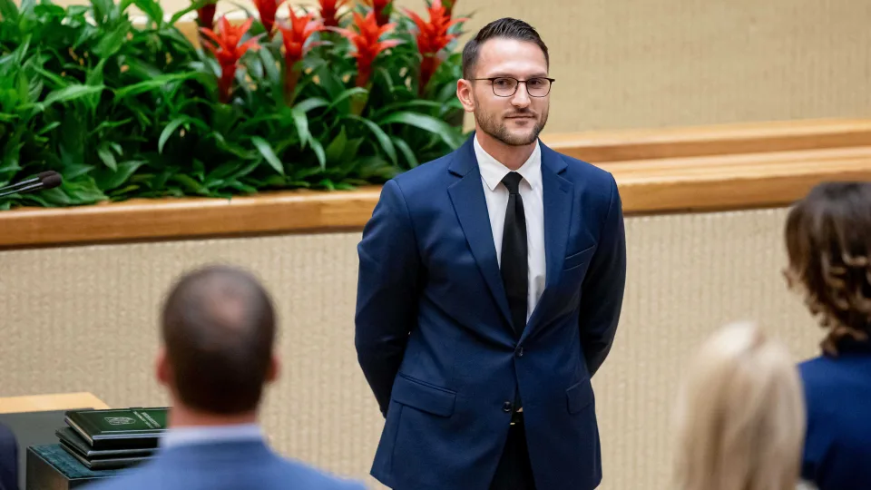 Seimo narys neišleidžiamas į JAV: „aušrietis“ žada skųstis respublikonams dėl draudimo vykti