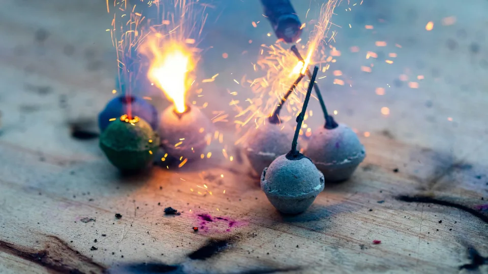 Tragiškas įvykis Kinijoje: per sprogimą fejerverkų parduotuvėje žuvo mažiausiai 12 žmonių