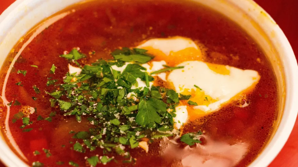 Balinti ar to daryti visai nereikia? Štai kurie barščiai iš tiesų sveikesni, atsakymas gali nustebinti