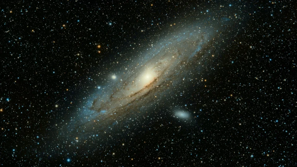 Precedento neturintis pliūpsnis kosmose: šviesos kritimas atskleidė paslėptą Visatos monstrą