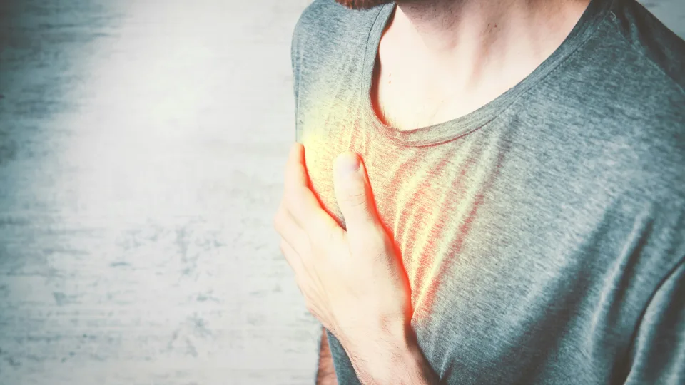 5 klastingi širdies smūgio simptomai, kuriuos dauguma ignoruoja: vienas visiškai nejaučiamas