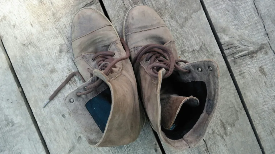 Įtrūkęs padas? Šis paprastas metodas sustabdo pažeidimo plitimą per minutes