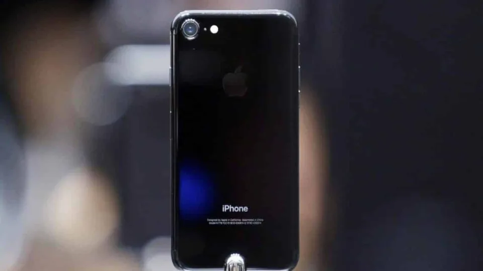 Skaitytojai klausia: ar verta pirkti „iPhone 7” 2019 metais?