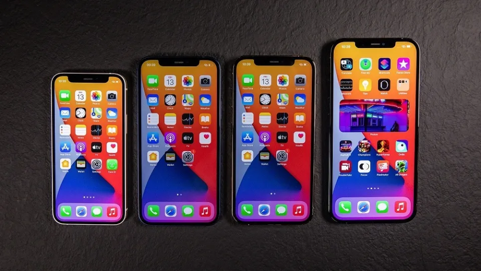 „iPhone 12“ problemos nesibaigia: vartotojai skundžiasi ir dėl ryšio problemų