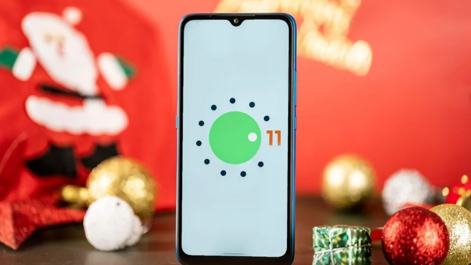 Kinai ir vėl bando nustebinti: pristatytas itin pigus telefonas su „Android 11“ ir dar viena išskirtine savybe